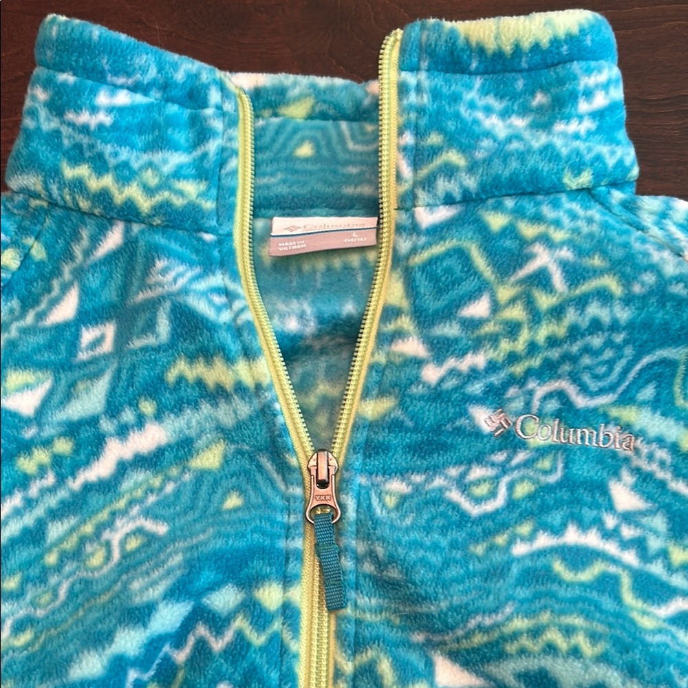 Columbia Turquoise and Yellow Patterned Fleece Jacket